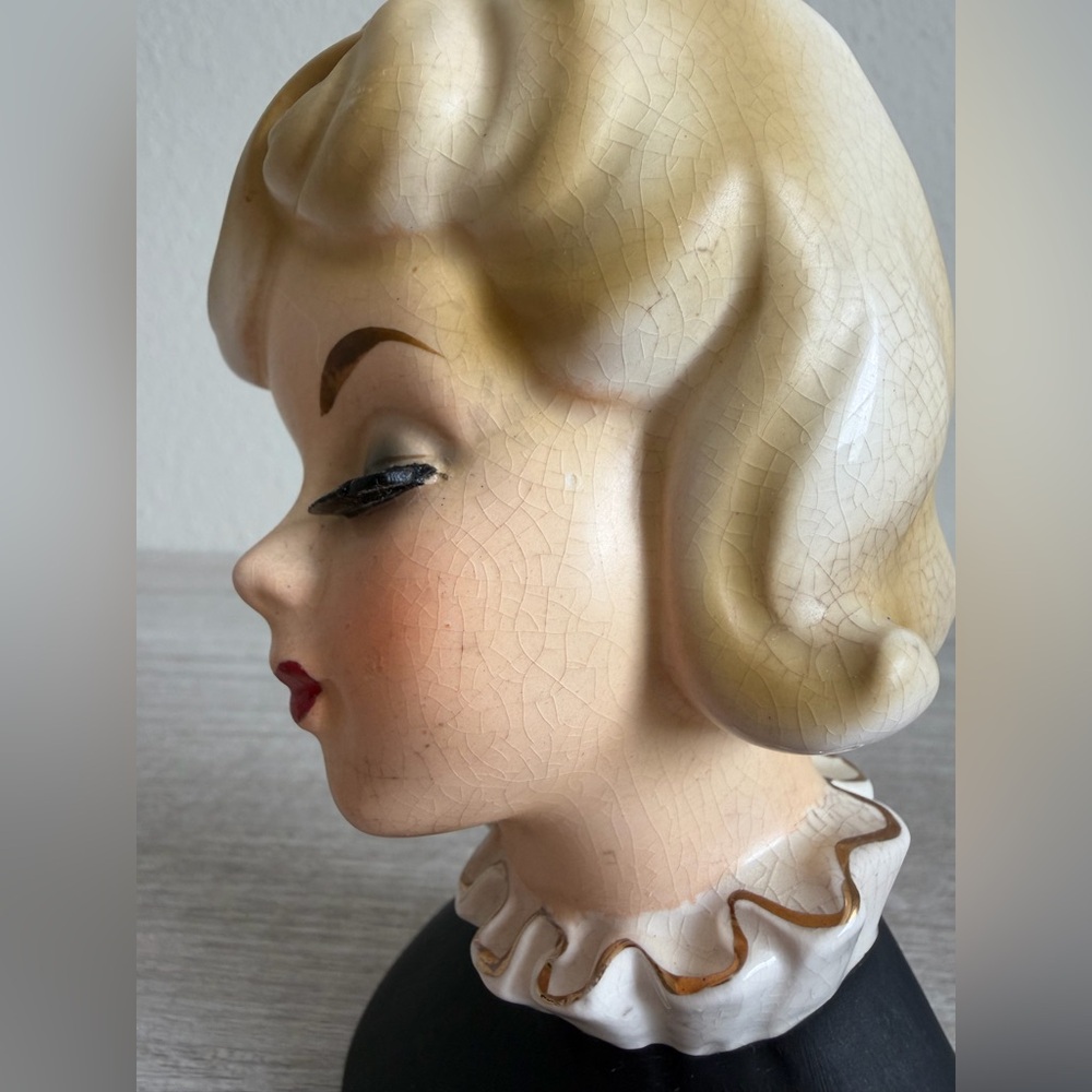 Vintage 1964 Inarco E-2006 Lady Head Vase with Black Top 5 1/2” - Picture 14 of 16
